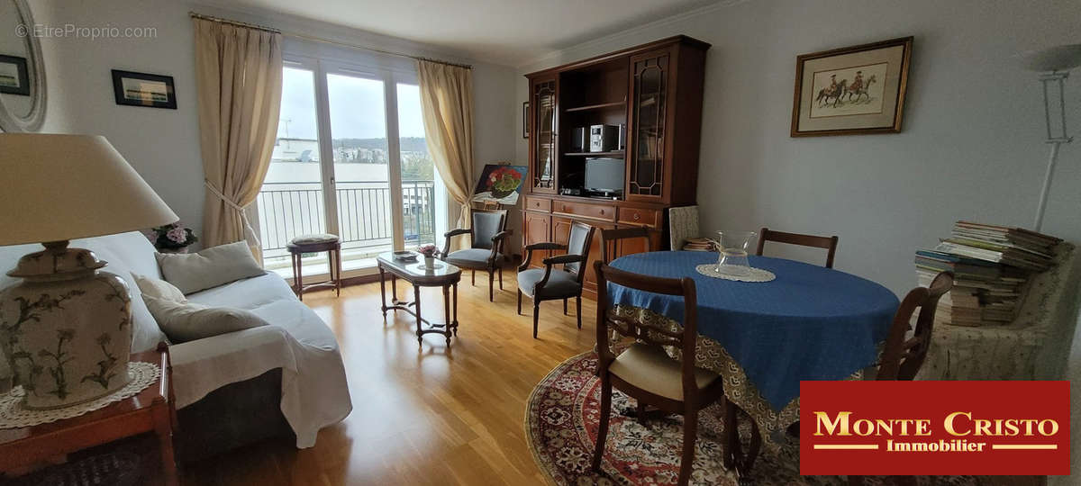 Appartement à VERSAILLES