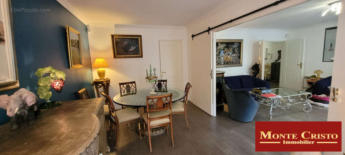 Appartement à VERSAILLES