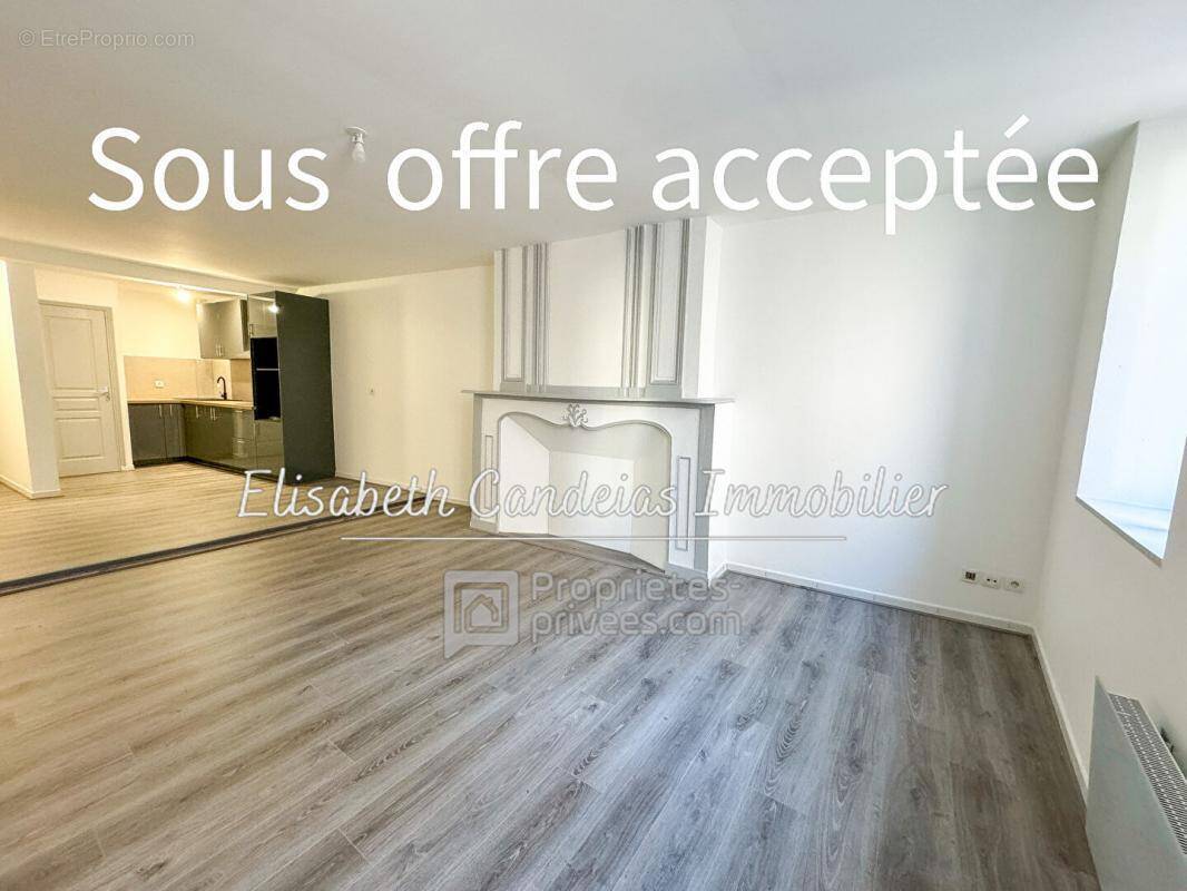 Appartement à CAZERES