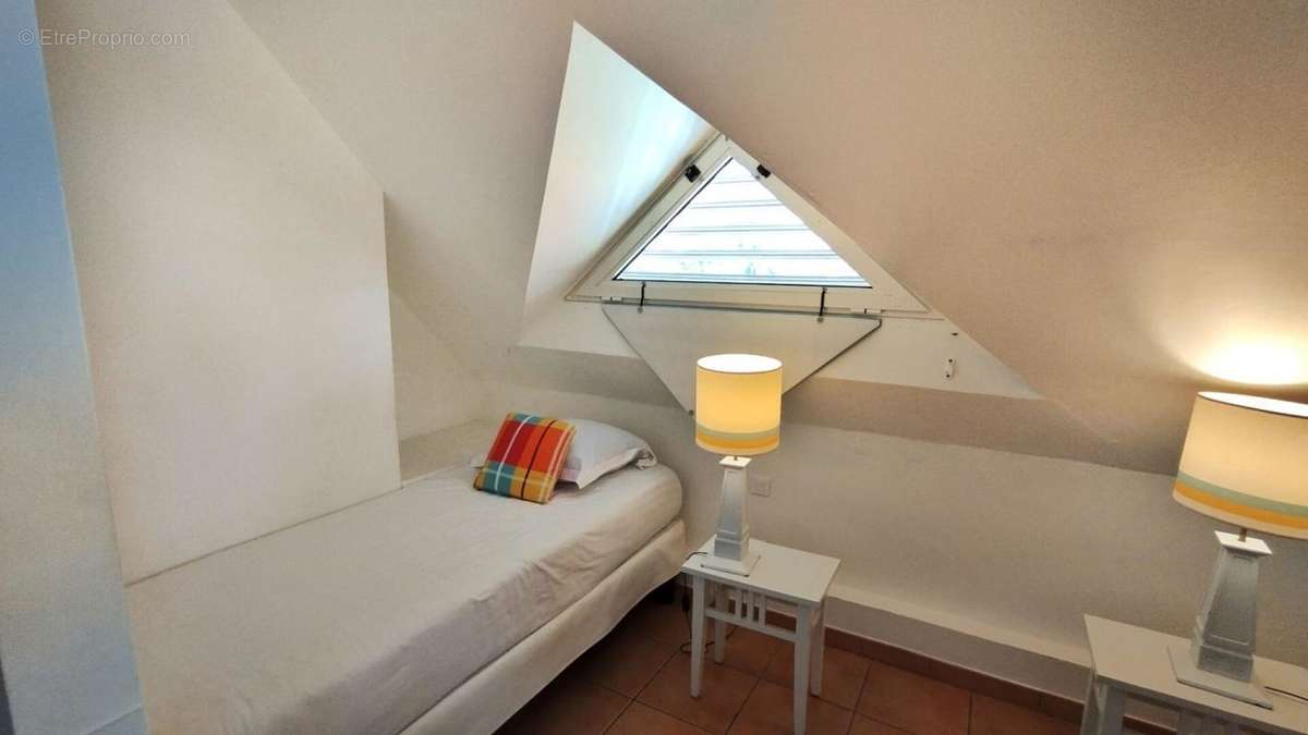 Appartement à SAINTE-LUCE