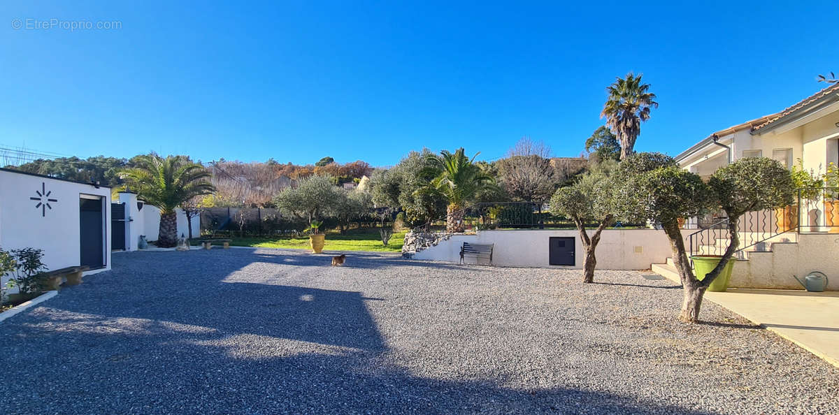 Maison à BOISSET-ET-GAUJAC