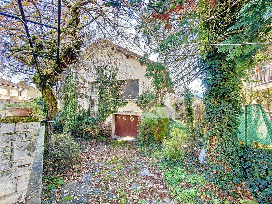 Maison à MILLAU