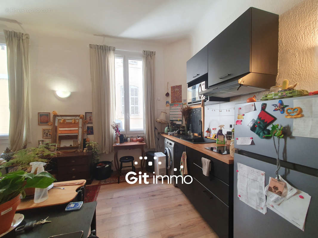 Appartement à MARSEILLE-2E