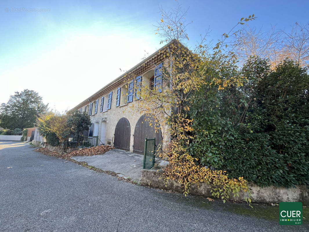 Maison à SAINT-PERAY