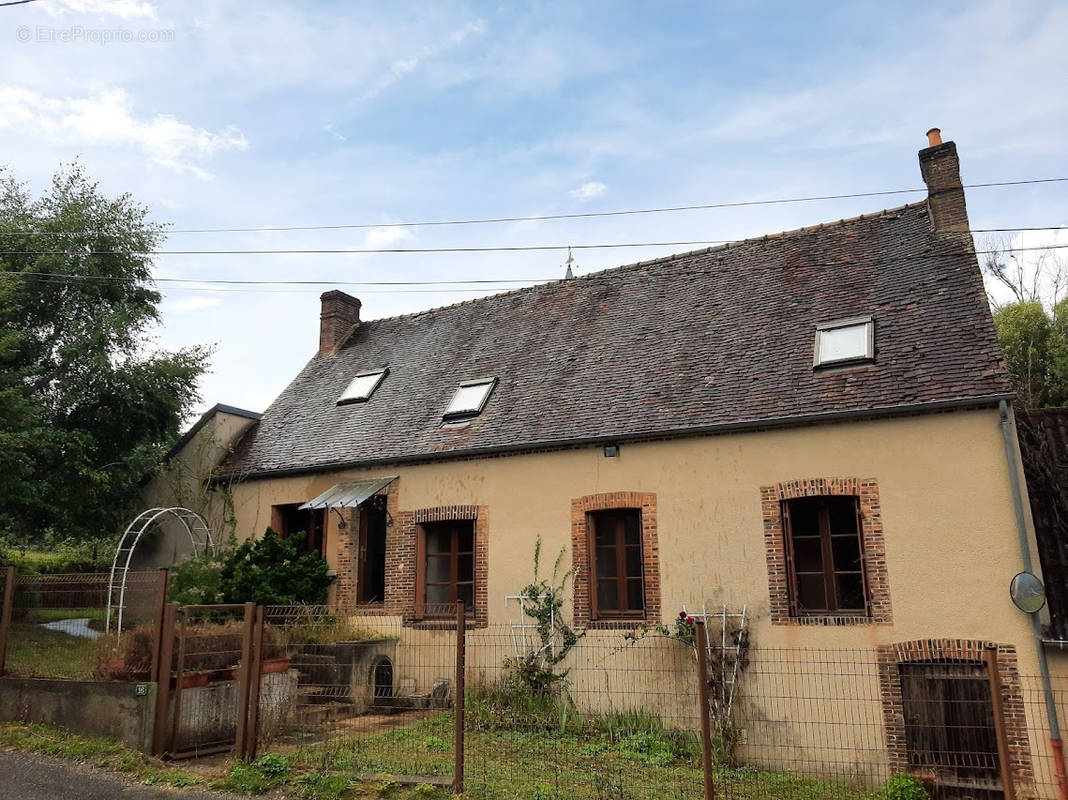 Maison à BRETONCELLES