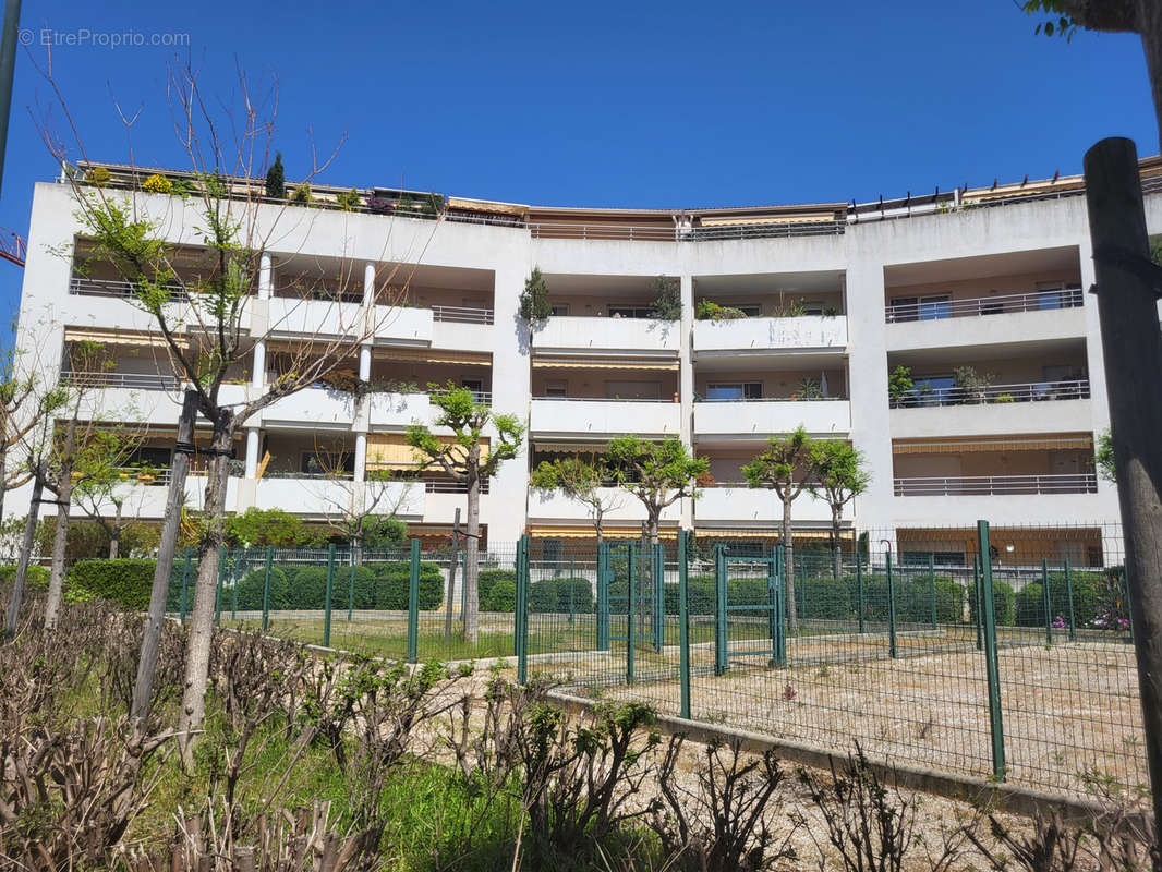 Appartement à HYERES