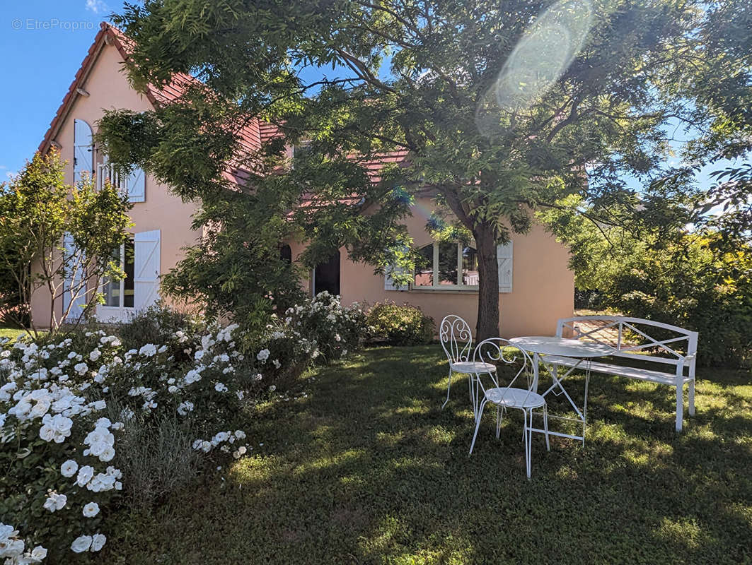 Maison à SELONGEY