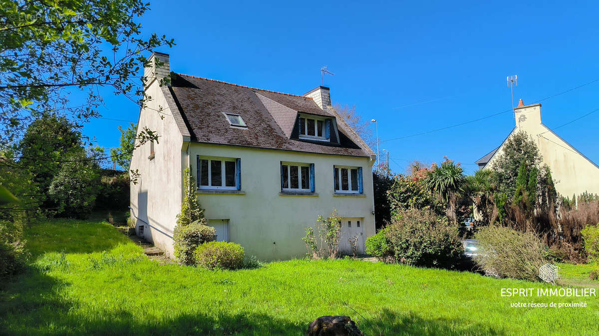 Maison à PONT-AVEN