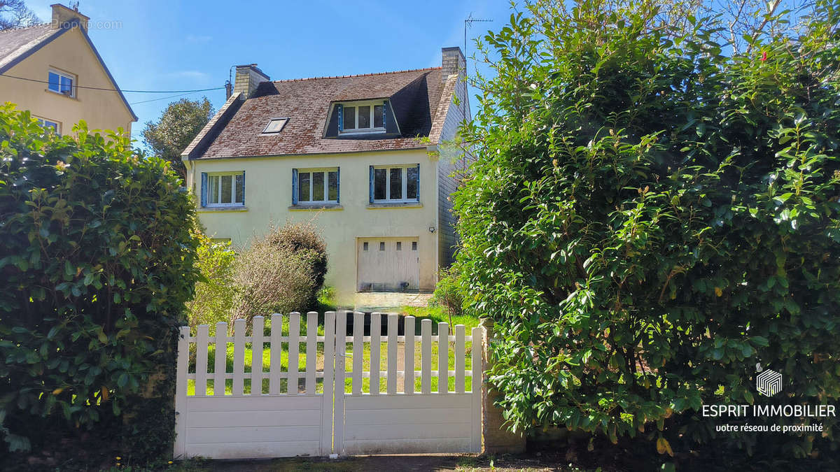 Maison à PONT-AVEN