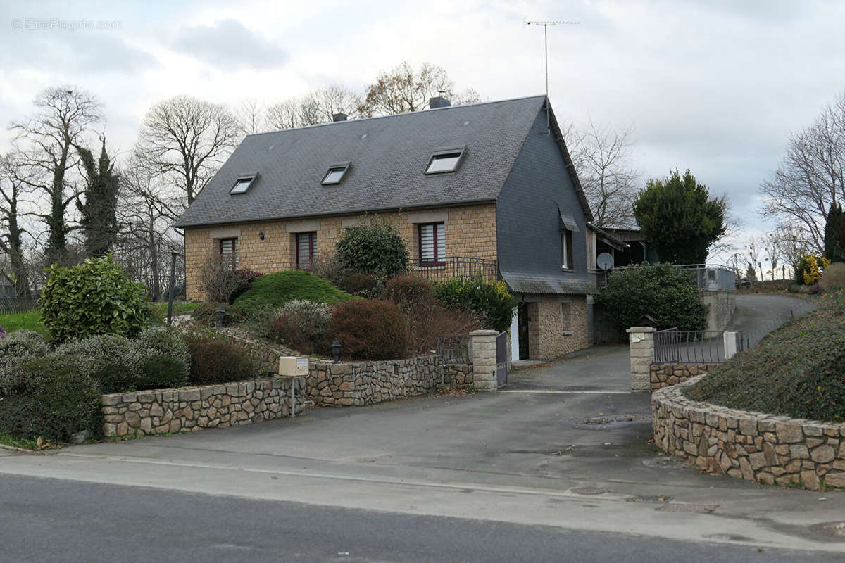 Maison à PARIGNY