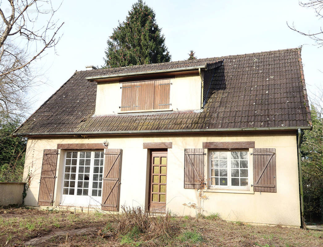 Maison à LE NEUFBOURG