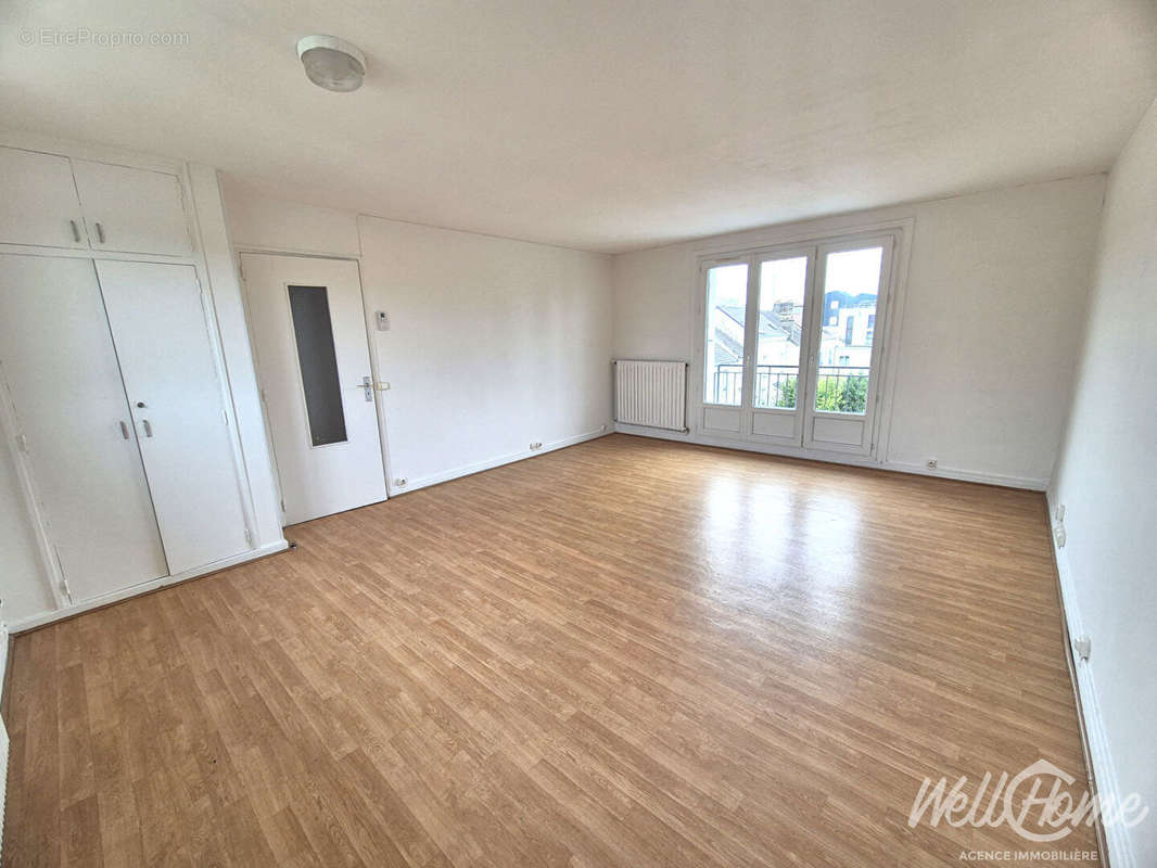 Appartement à SAINT-OUEN-L&#039;AUMONE