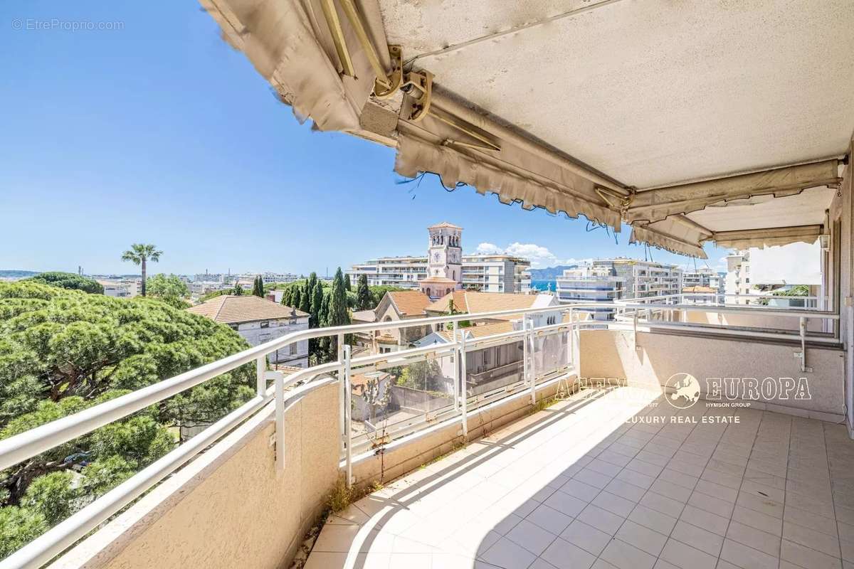 Appartement à CANNES