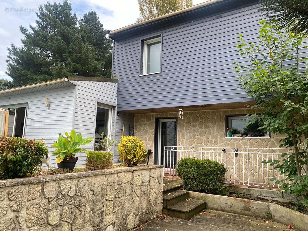 Maison à MAYENNE