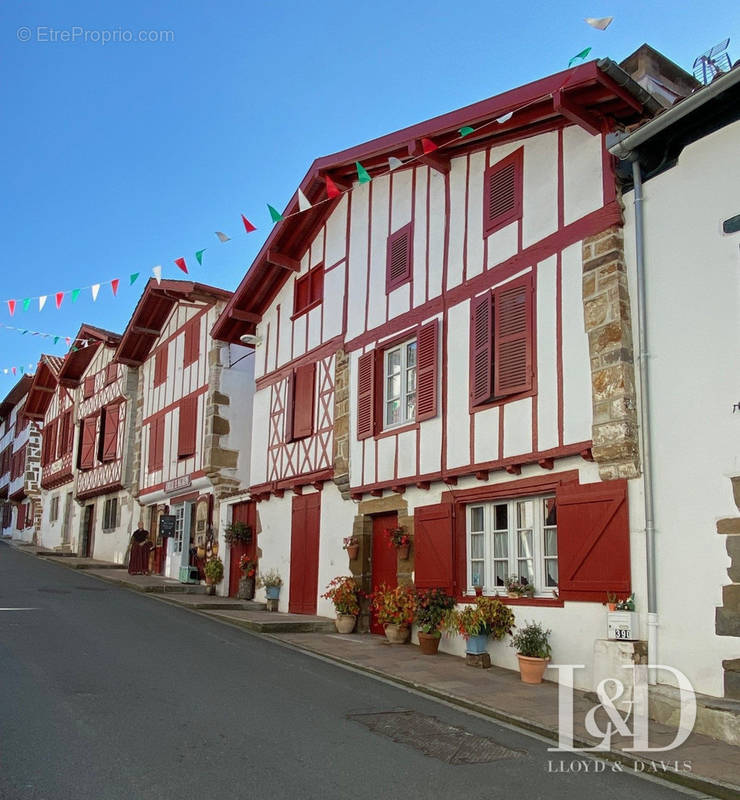 Maison à LA BASTIDE-CLAIRENCE