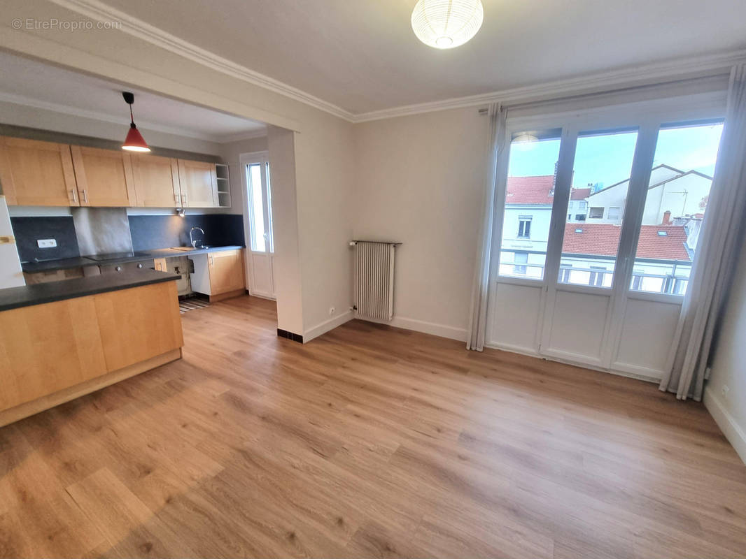 Appartement à LYON-7E