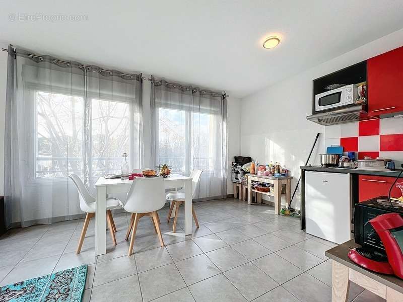 Appartement à JUVIGNAC