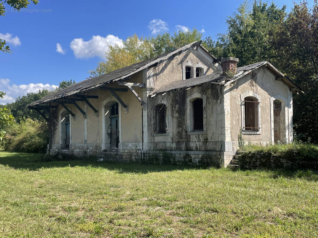 Maison à NOYANT