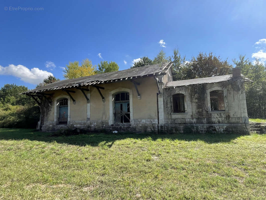 Maison à NOYANT