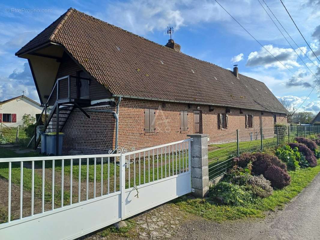 Maison à CRIQUETOT-SUR-LONGUEVILLE