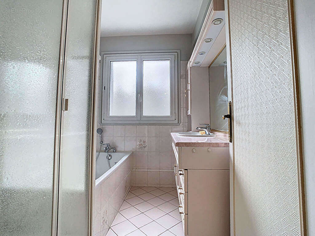 Appartement à JOUE-LES-TOURS