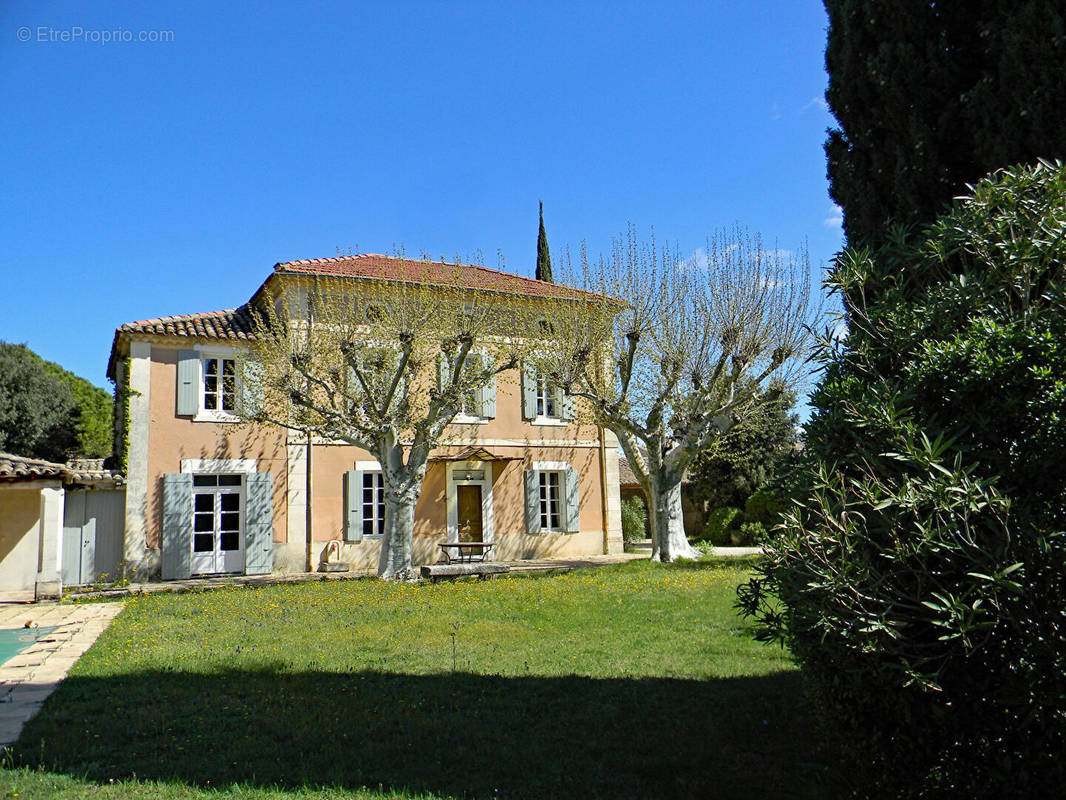 Maison à SAINT-PAUL-TROIS-CHATEAUX