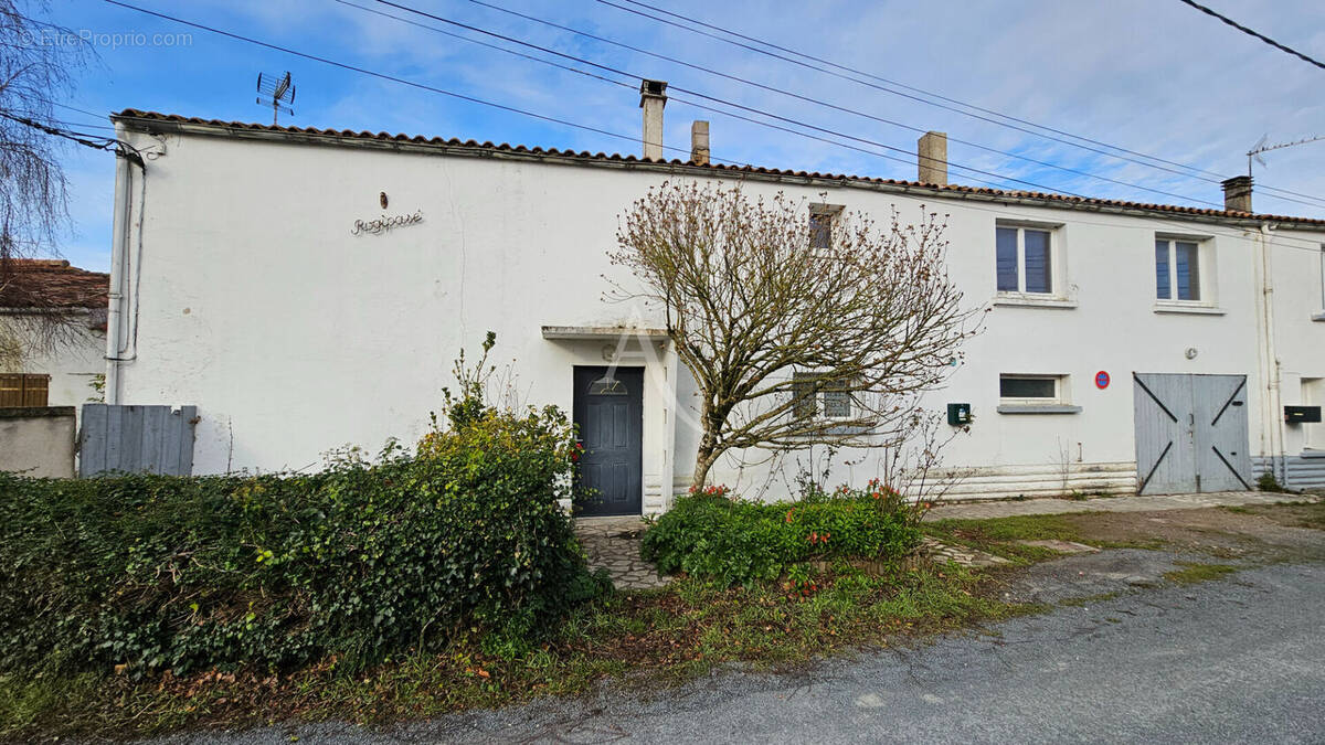 Maison à SAINT-NAZAIRE-SUR-CHARENTE