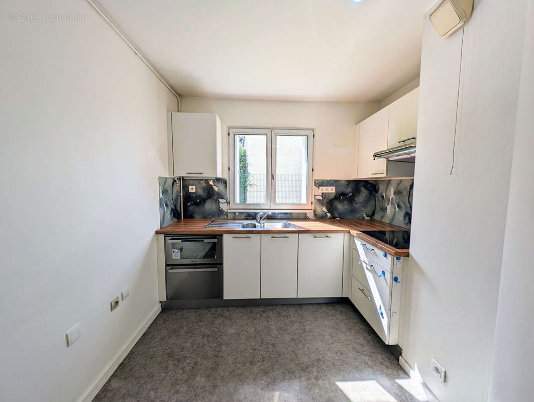 Appartement à ROSNY-SOUS-BOIS