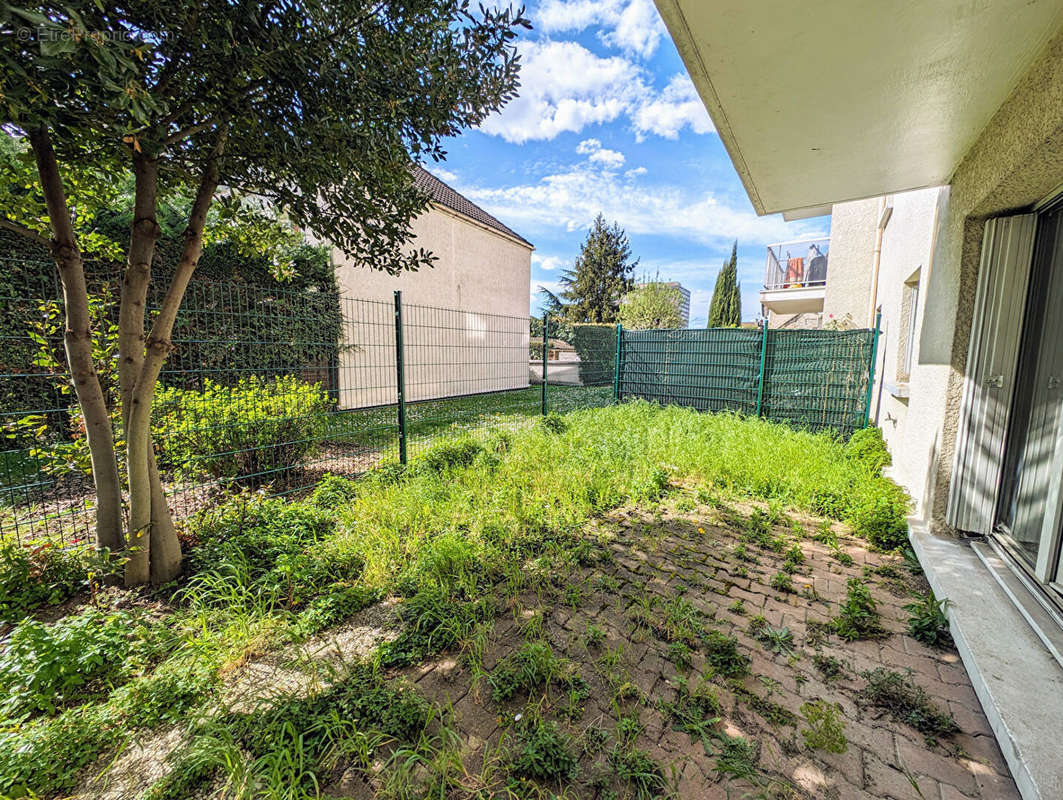 Appartement à ROSNY-SOUS-BOIS