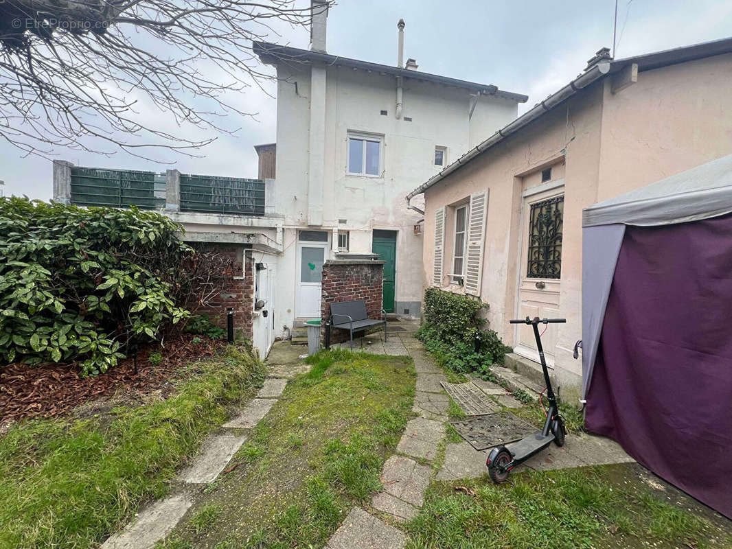 Maison à ROSNY-SOUS-BOIS