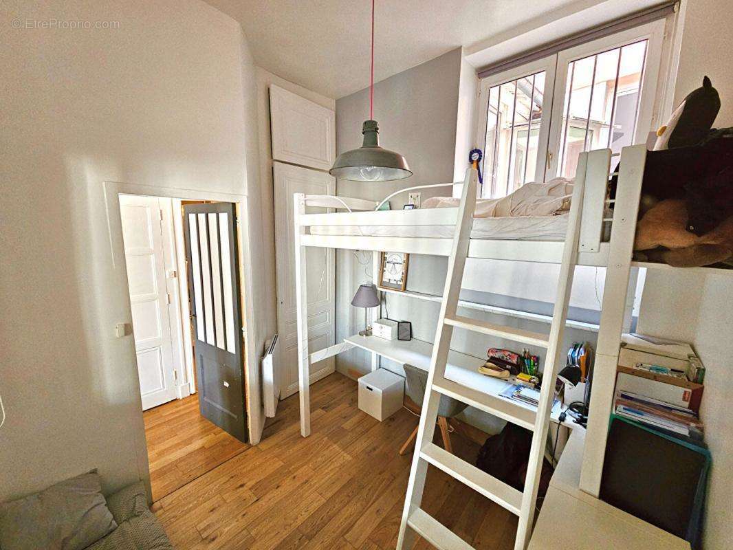 Appartement à LYON-1E