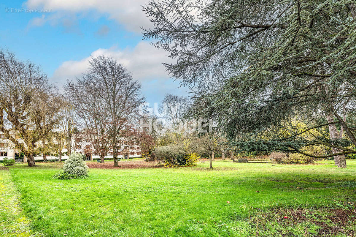 Appartement à L&#039;ETANG-LA-VILLE