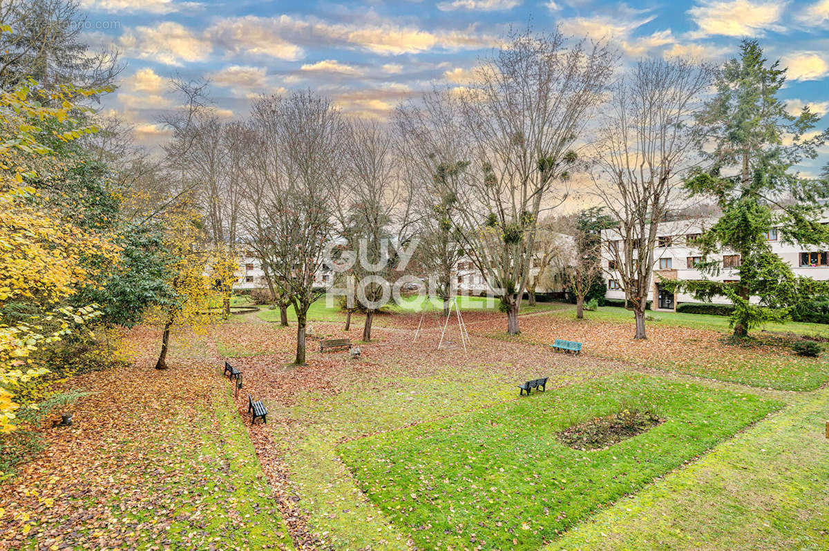 Appartement à L&#039;ETANG-LA-VILLE