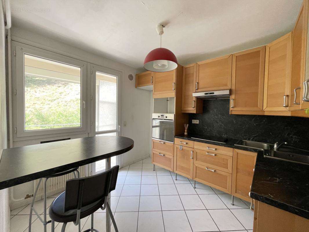 Appartement à GIVORS