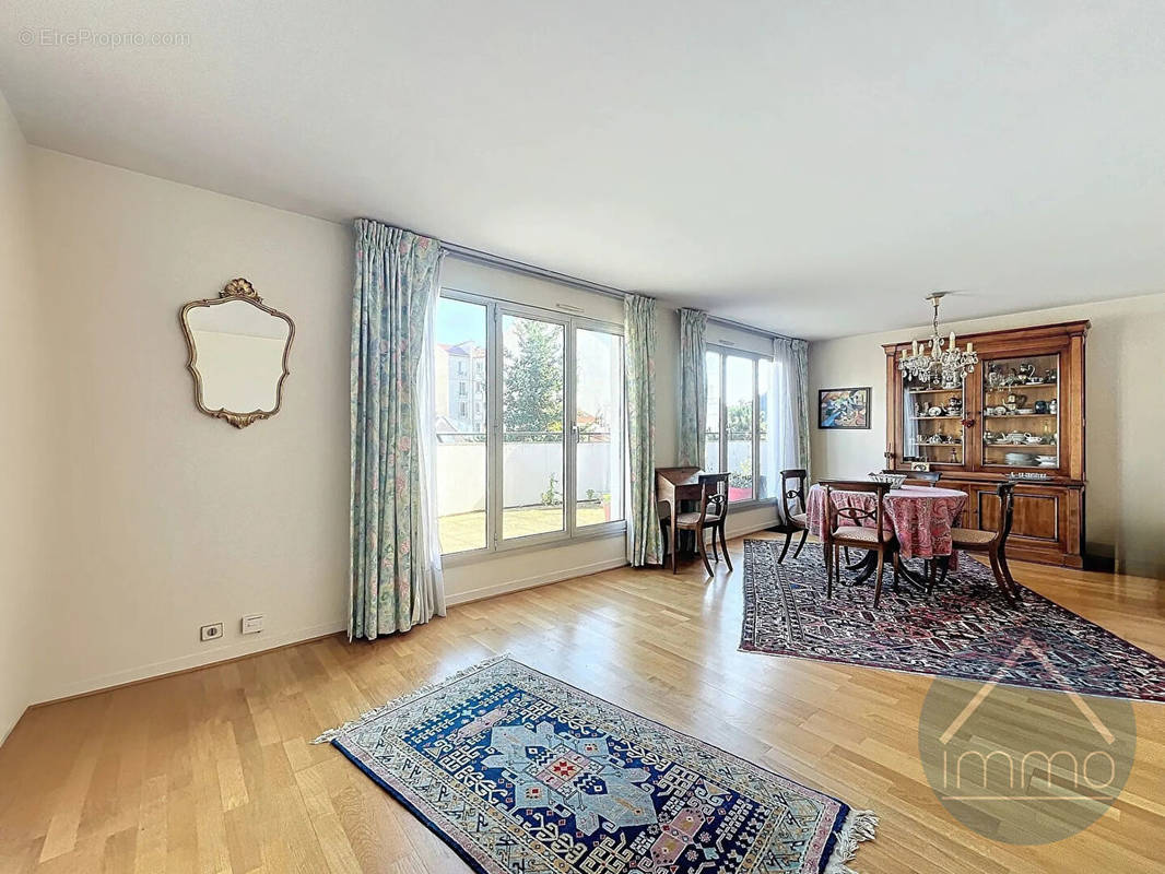 Appartement à ASNIERES-SUR-SEINE