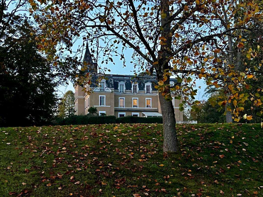 Appartement à TASSIN-LA-DEMI-LUNE