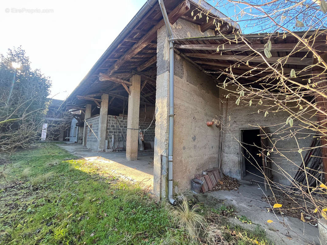 Maison à VILLETTE-D&#039;ANTHON