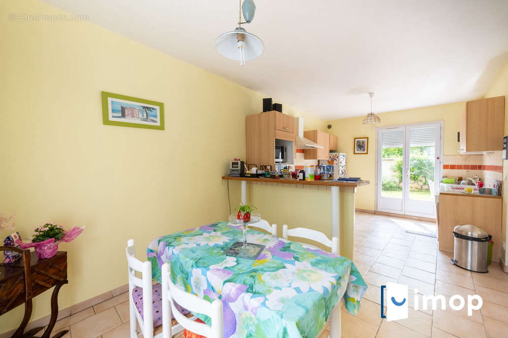 Appartement à VENDAYS-MONTALIVET