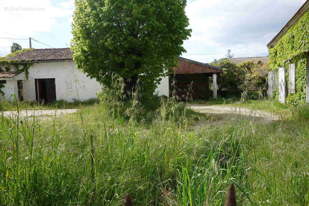 Maison à ANGLADE