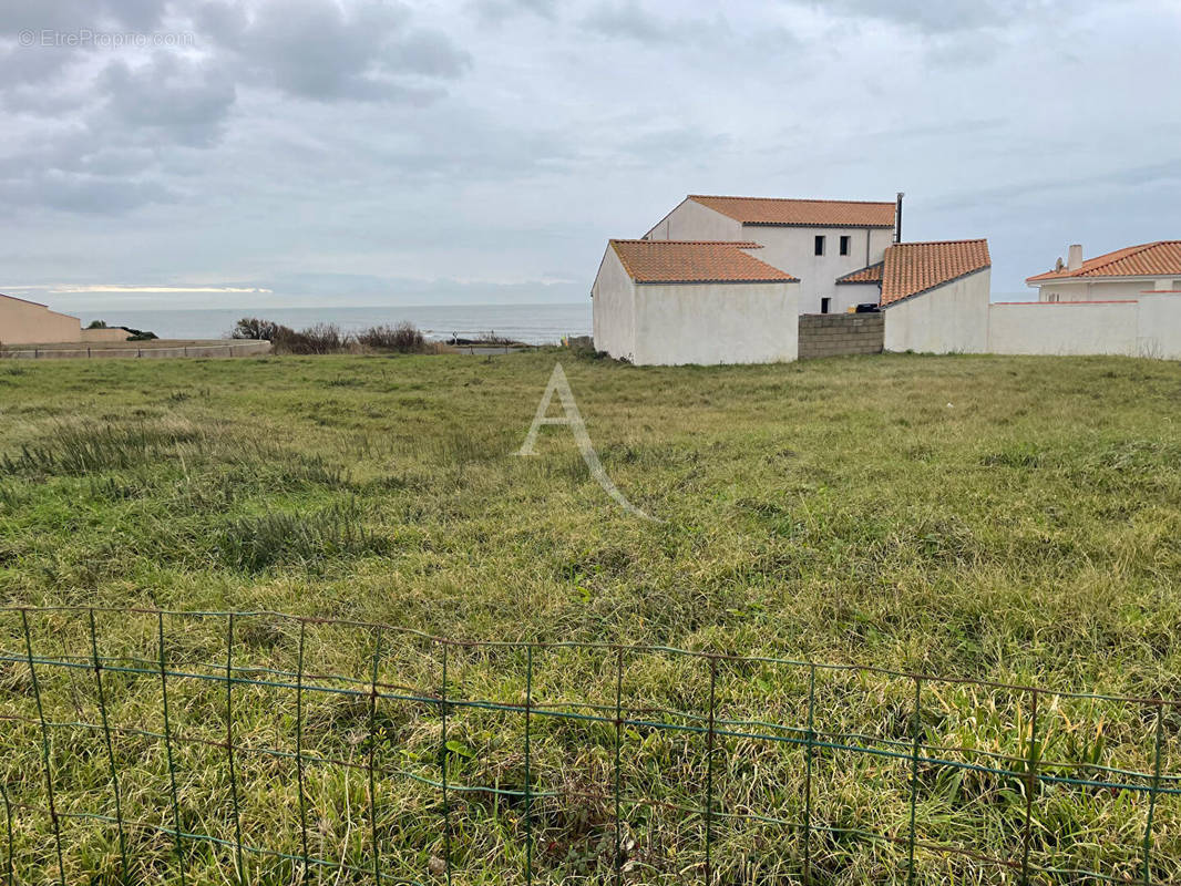 Terrain à BRETIGNOLLES-SUR-MER