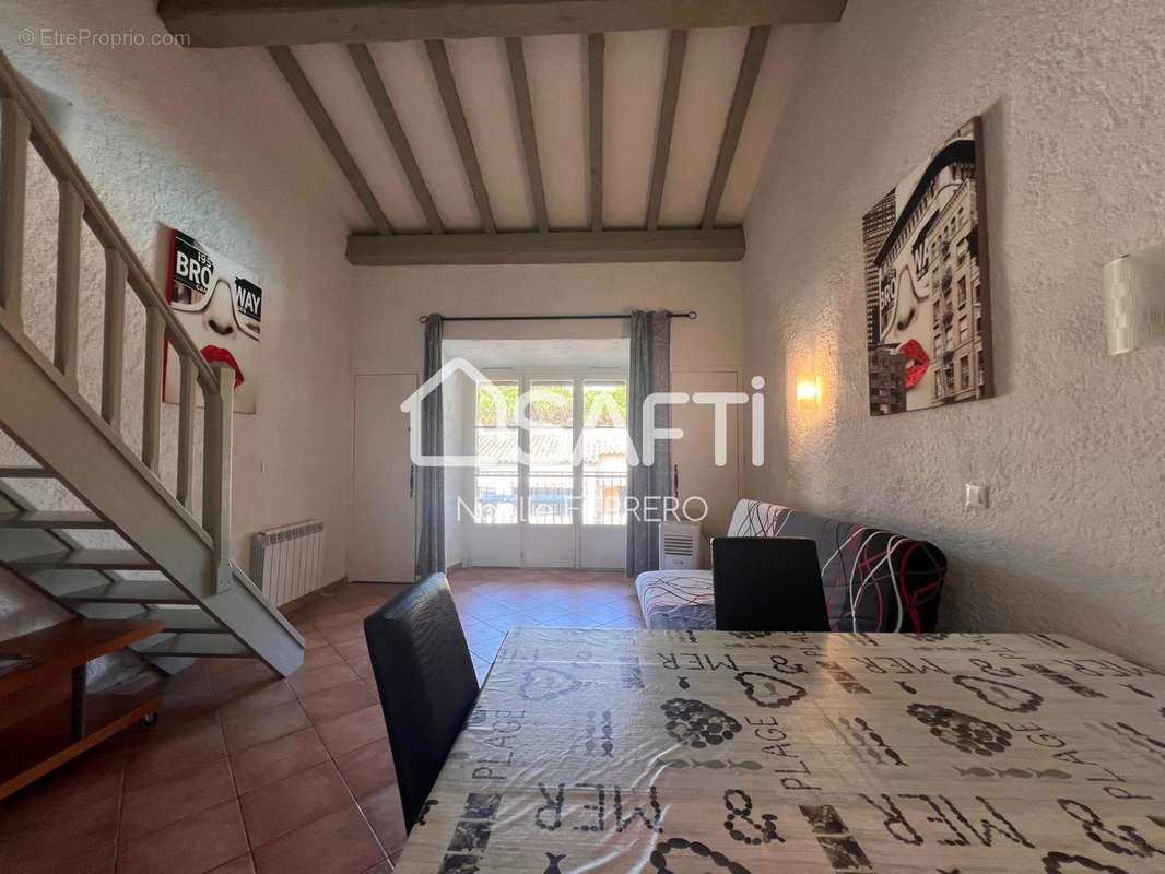 Photo 4 - Appartement à ROQUEBRUNE-SUR-ARGENS