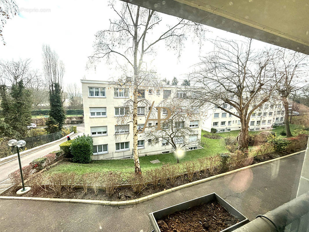 Appartement à MAISONS-LAFFITTE