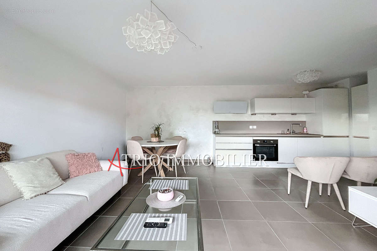 Appartement à CAGNES-SUR-MER