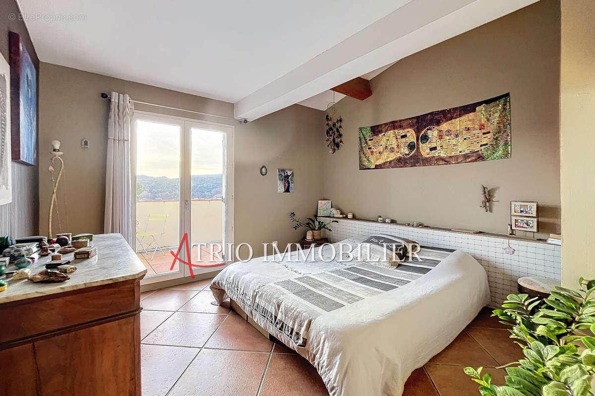 Appartement à VILLENEUVE-LOUBET