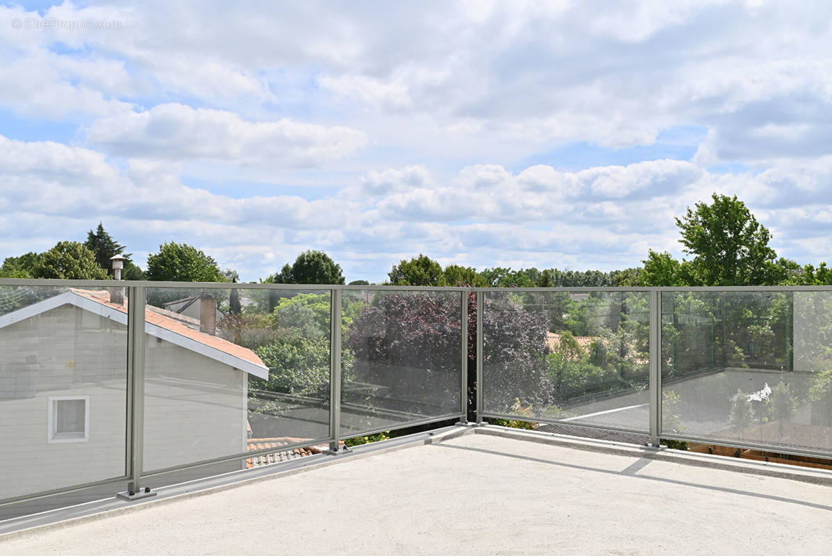 Appartement à PESSAC