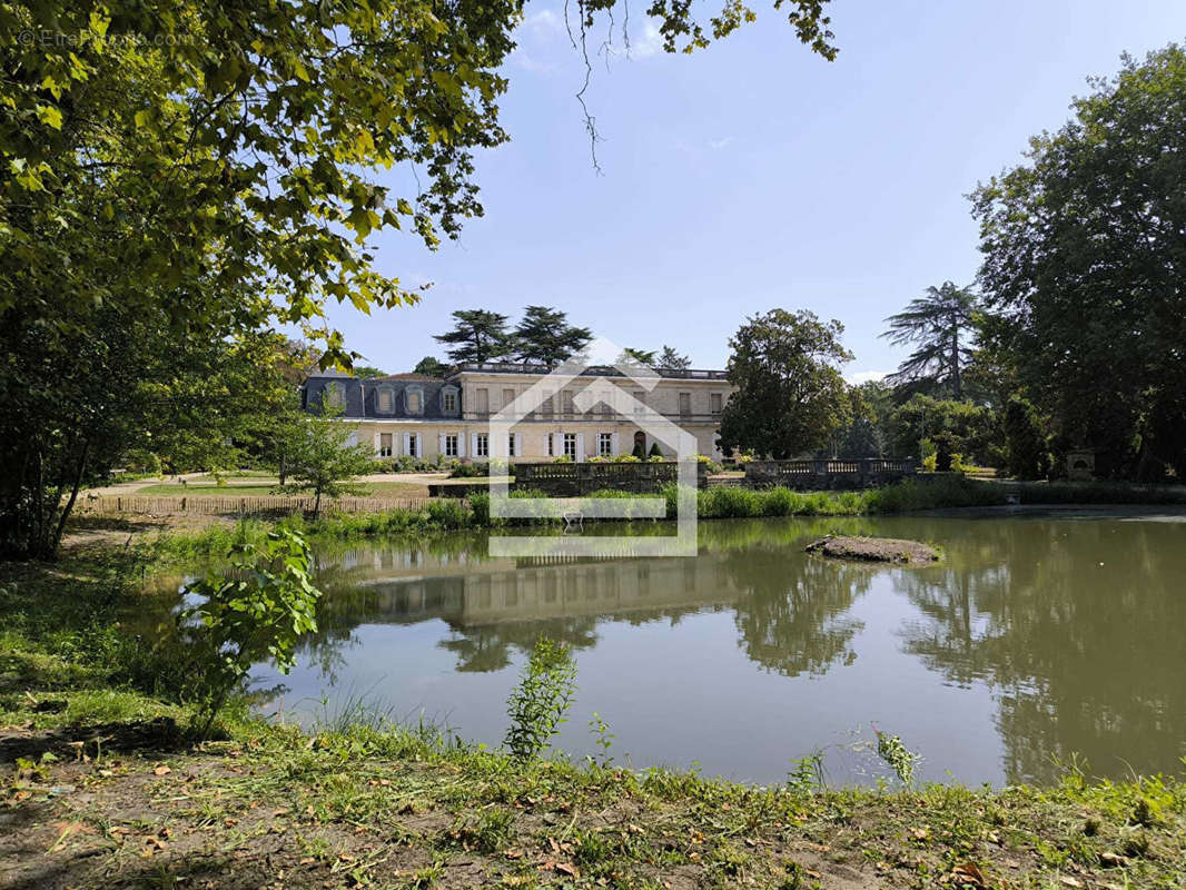 Maison à MERIGNAC