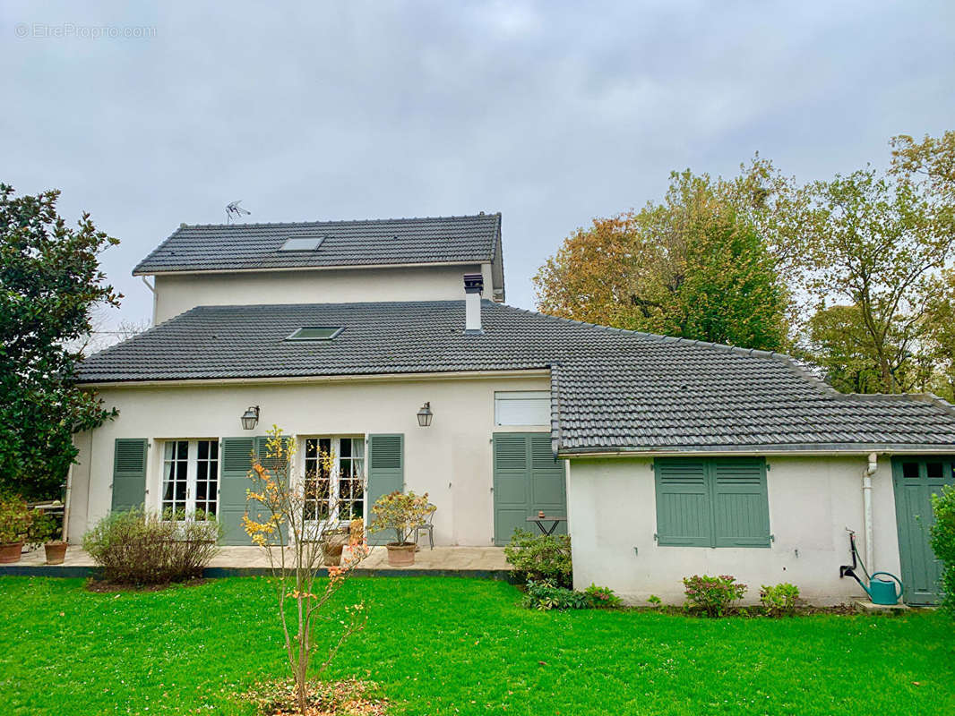 Maison à MAISONS-LAFFITTE