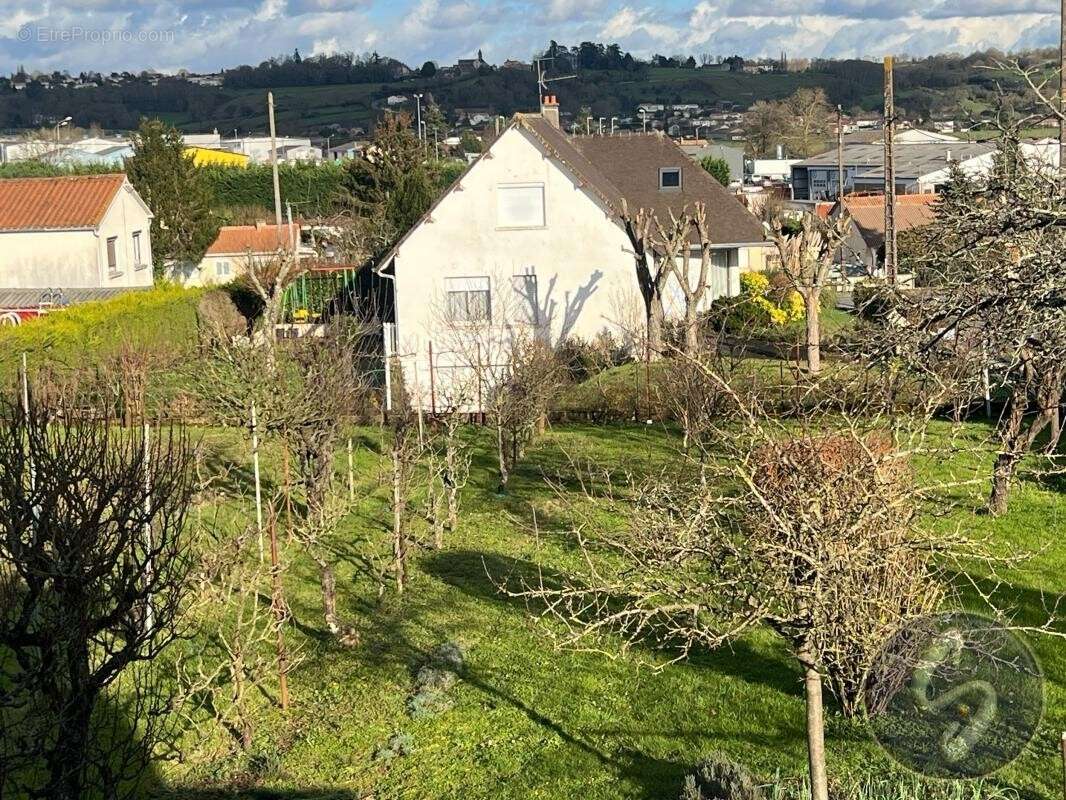 Terrain à SAINT-MAIXENT-L&#039;ECOLE