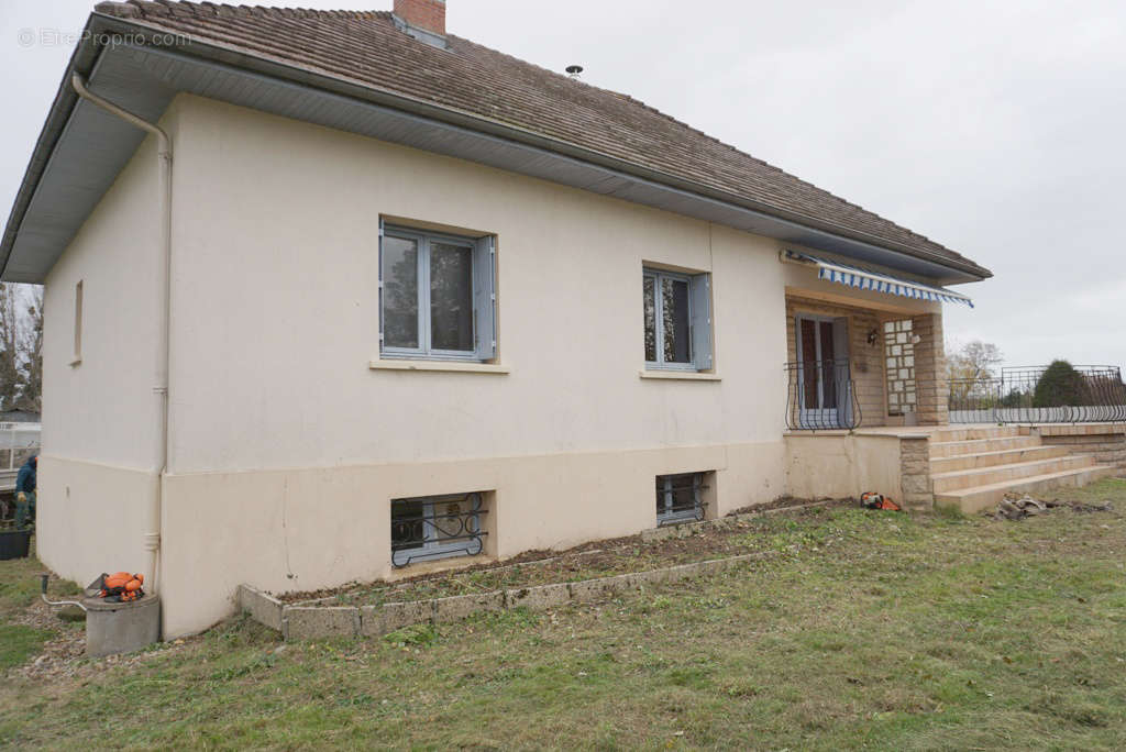 Maison à PIERREFITTE-SUR-LOIRE