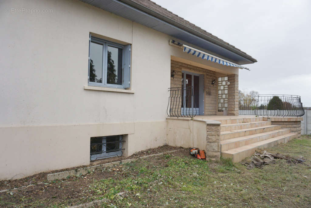 Maison à PIERREFITTE-SUR-LOIRE